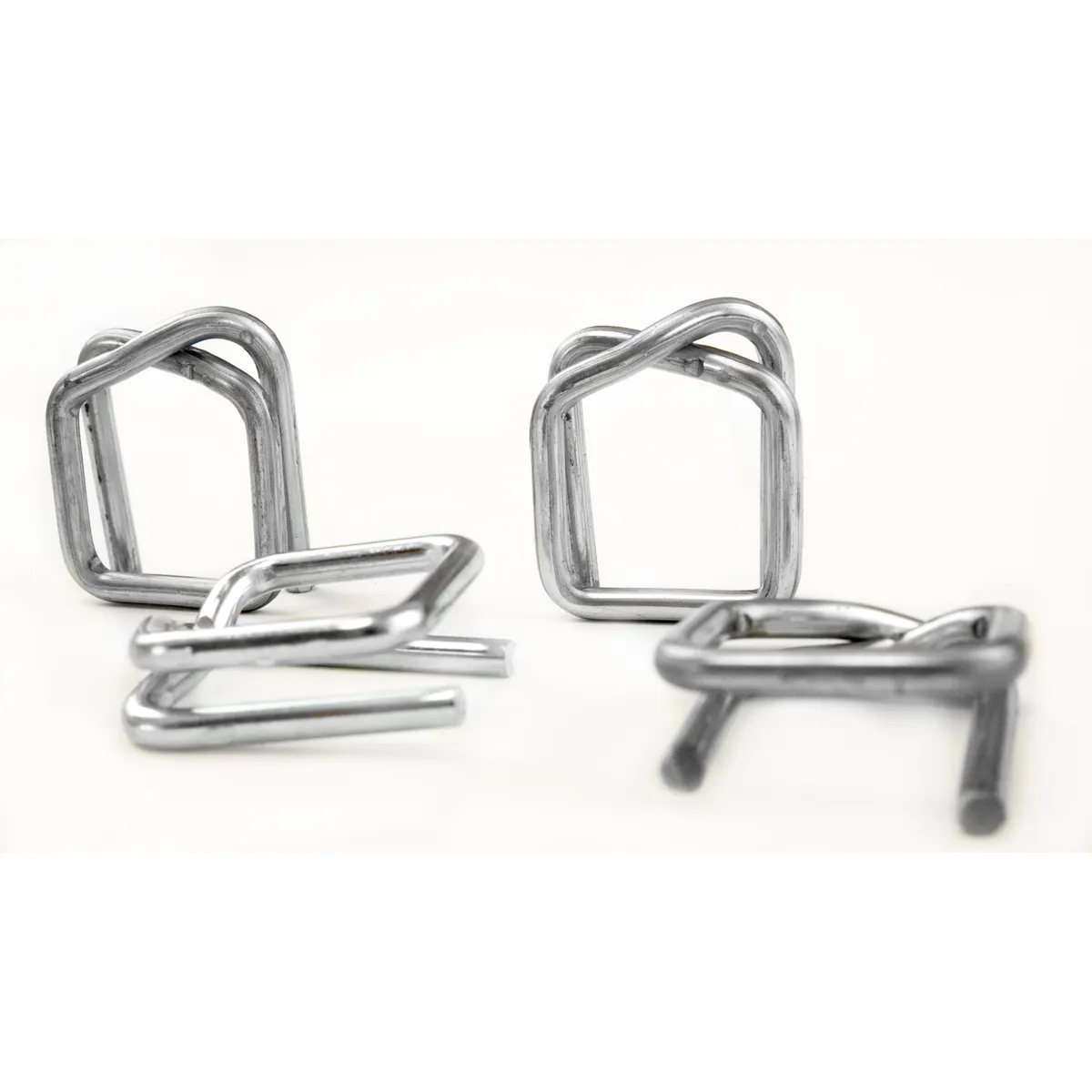 Detalle de las hebillas galvanizadas BUCKLES-19G para fleje de 19 mm